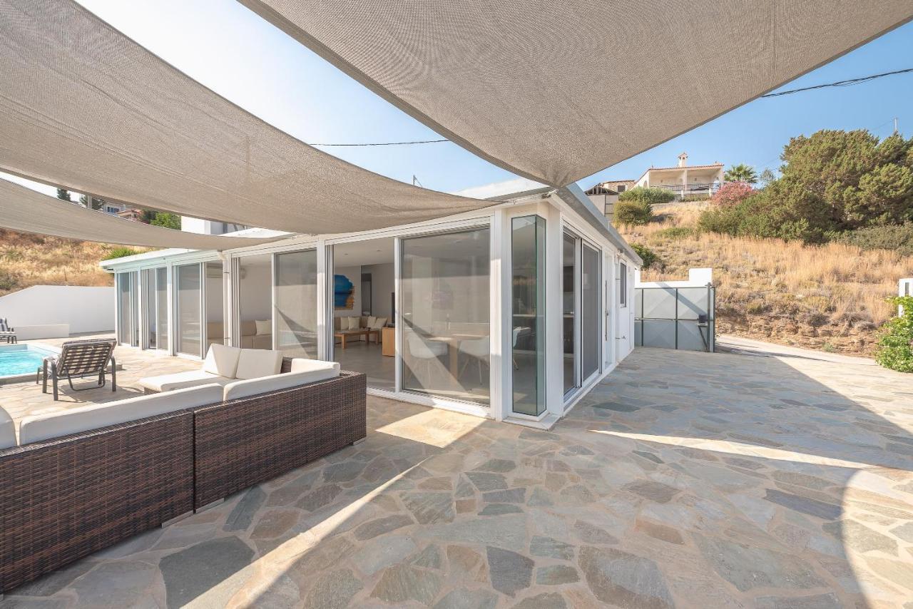 Villa Luna Private Heated Hydro Pool Bbq Beach 4Min Agia Marina Mikrolimanou Exterior photo
